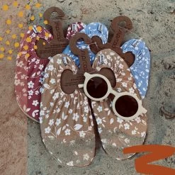 Slipstop Mosterd Flower - Oker Met Witte Bloemen -Watersporten 1200x1200 185